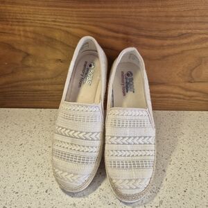BOBS Cream Slip-On lace Shoes size 10